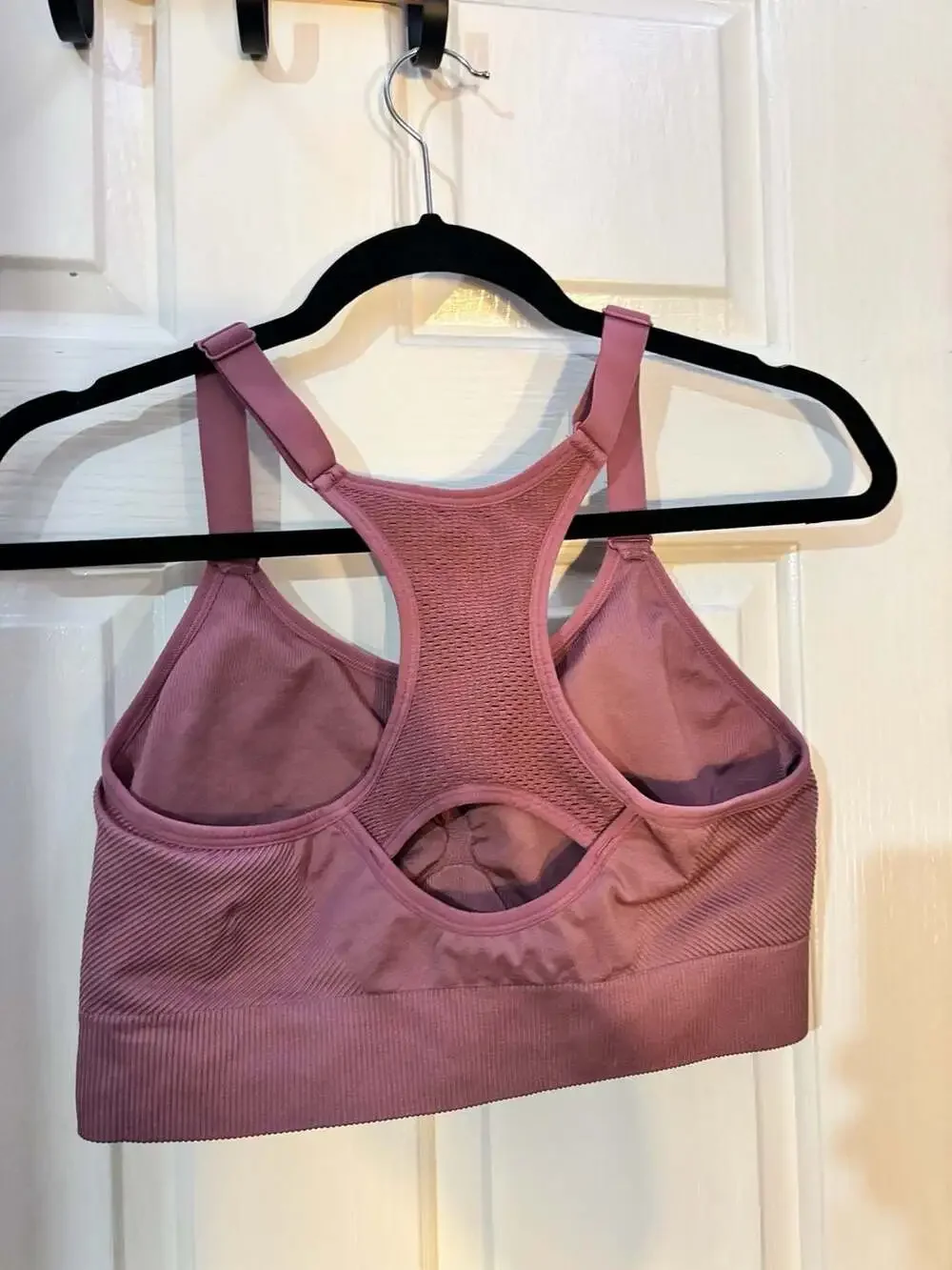 Avia Women's Seamless Keyhole Racerback Sports Bra, Mauve Pink, Size XL
